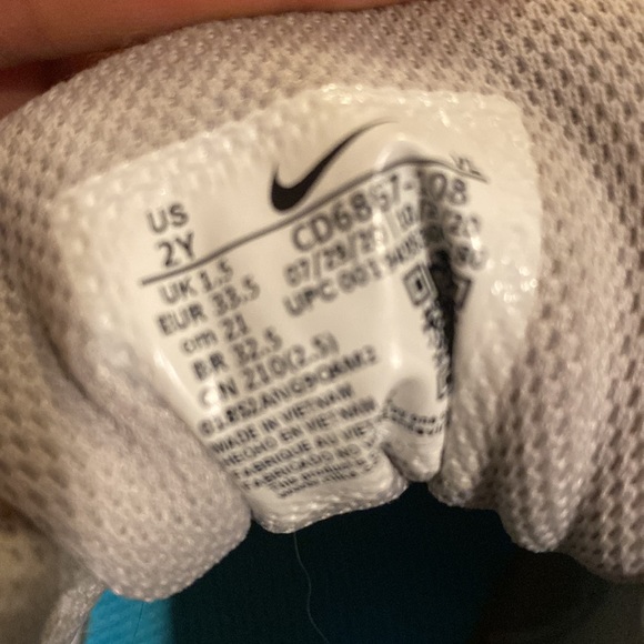 Nike Airmax size 2US in excellent used condition - Picture 6 of 7